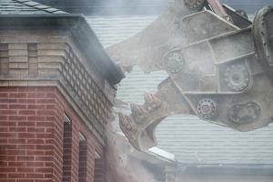 Demolition of the Carnegie Hall stacks 