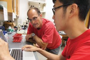 Mark Levandowski and student in lab